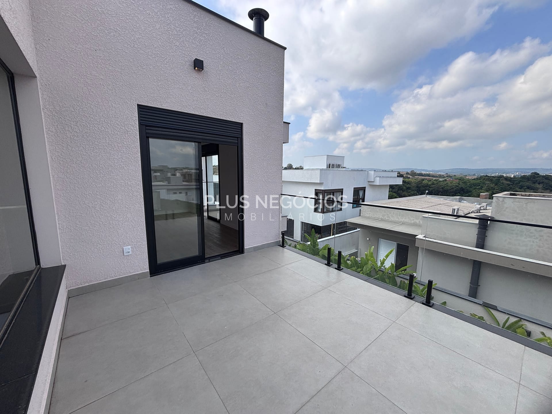 Casa à venda com 3 quartos, 244m² - Foto 18