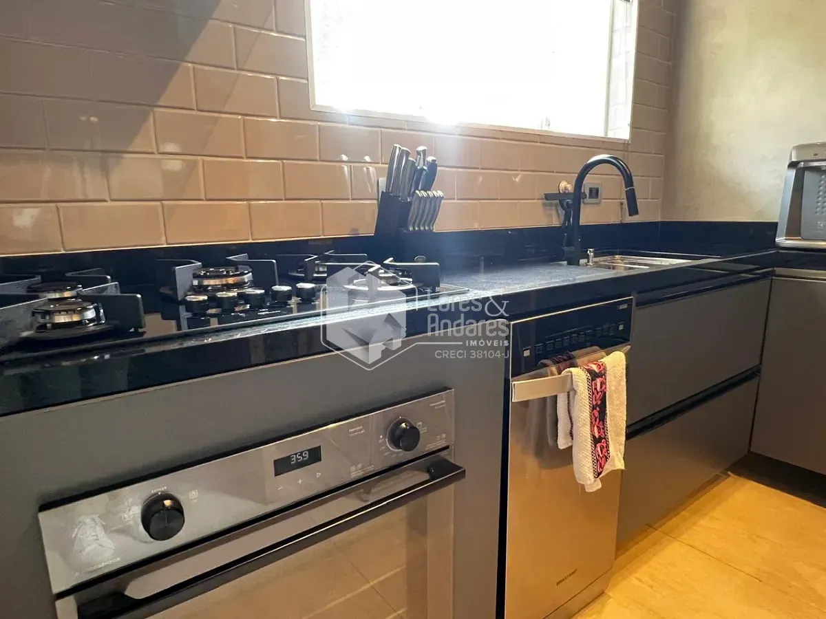 Casa, 3 quartos, 229 m² - Foto 19