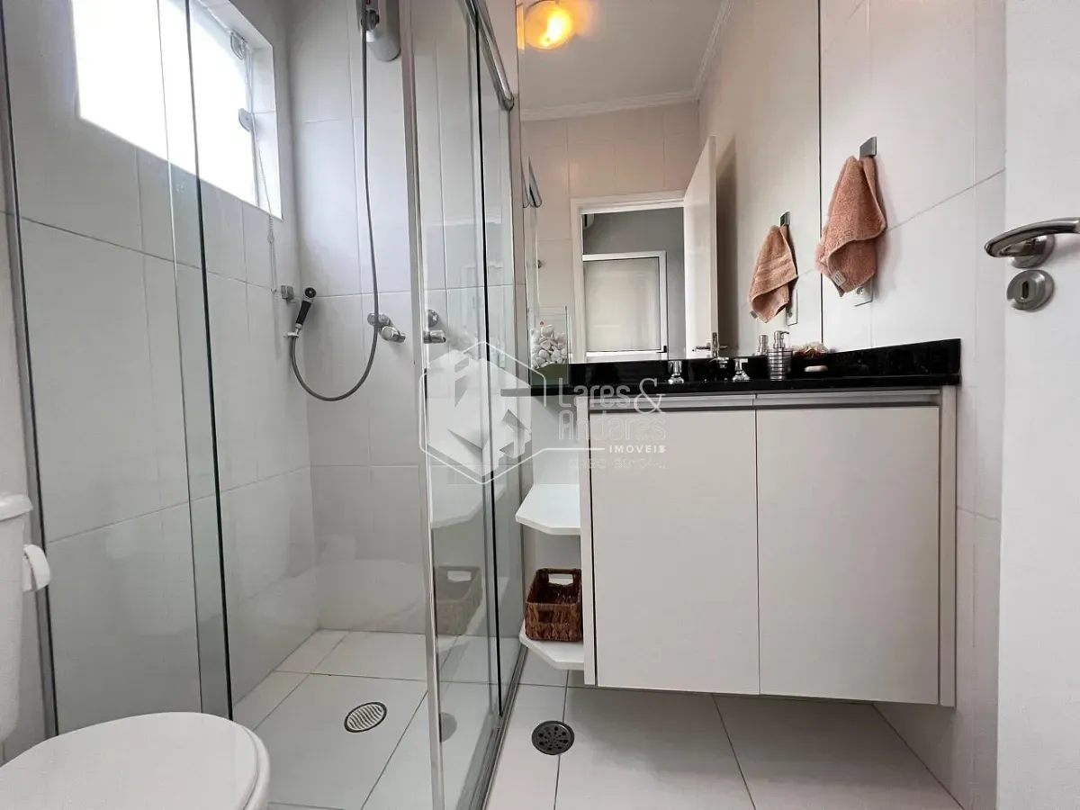 Casa, 3 quartos, 229 m² - Foto 73