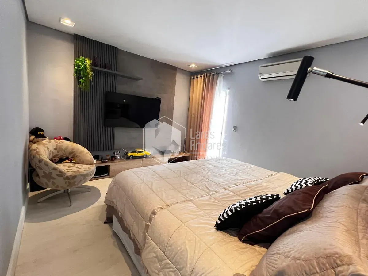 Casa, 3 quartos, 229 m² - Foto 29