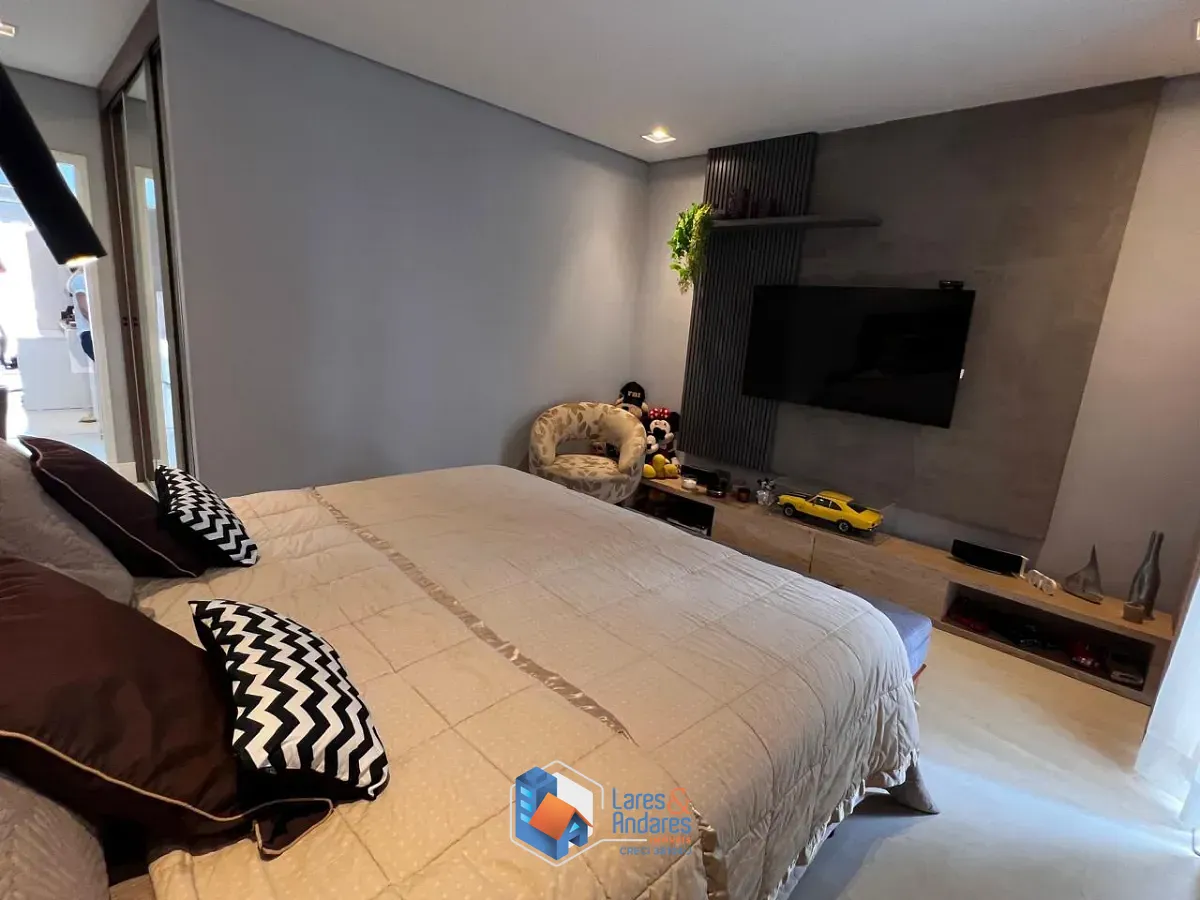 Casa, 3 quartos, 229 m² - Foto 32