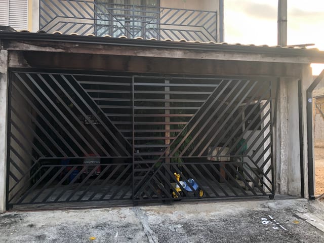 Casa com 125m² 3 quartos e 2 banheiros, à venda, no bairro Residencial Mombaça em Pindamonhangaba