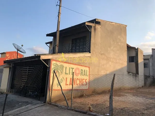 Casa com 125m² 3 quartos e 2 banheiros, à venda, no bairro Residencial Mombaça em Pindamonhangaba