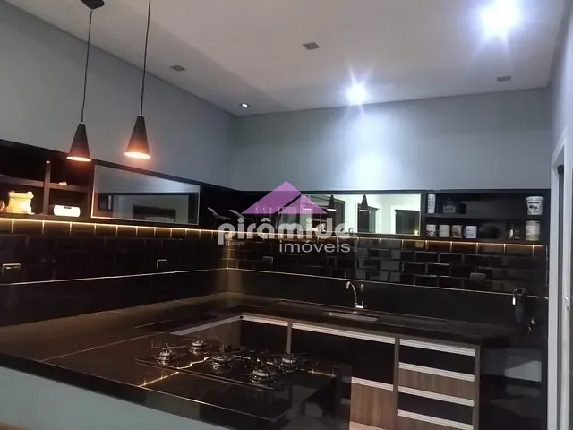 Casa com 200m² 3 quartos e 3 banheiros, à venda, no bairro Jardim Santa Júlia em São José dos Campos