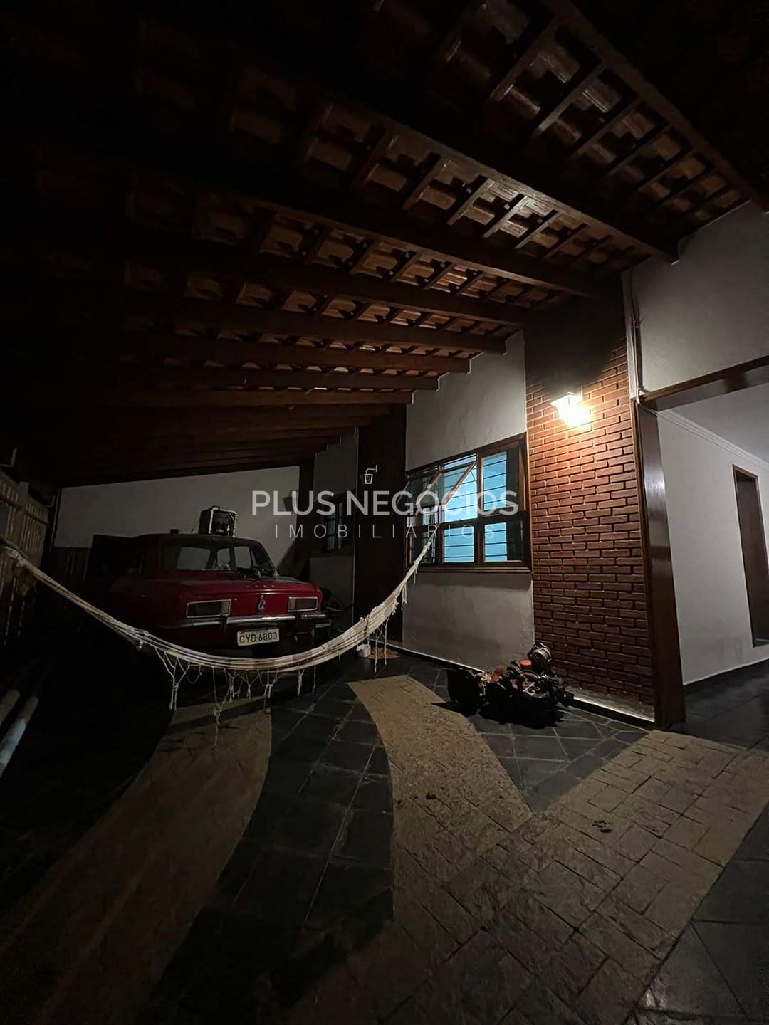 Casa, 2 quartos, 200 m² - Foto 1