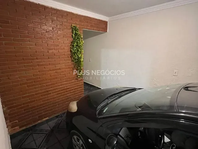 Casa com 250m² 2 quartos e 2 banheiros, à venda, no bairro Jardim Itanguá em Sorocaba