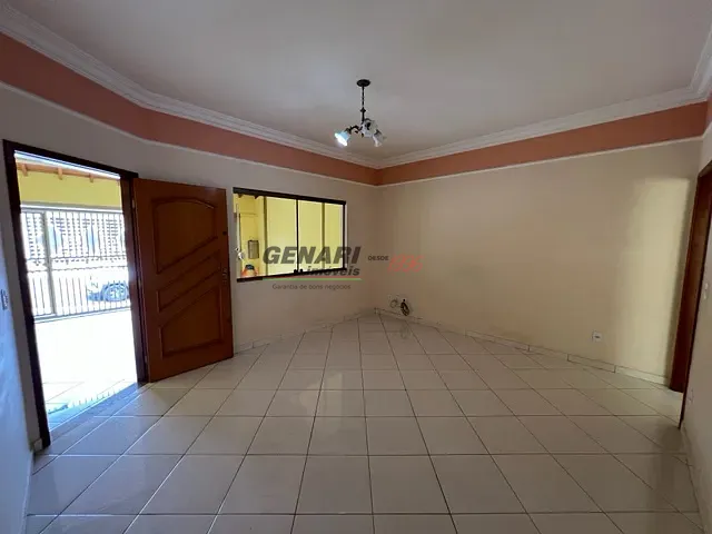Casa com 150m² 3 quartos e 2 banheiros, à venda, no bairro Parque São Lourenço em Indaiatuba