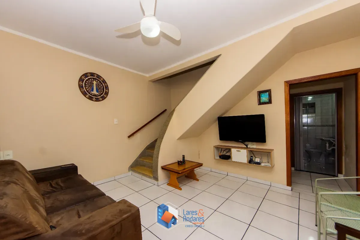 Casa, 2 quartos, 100 m² - Foto 1