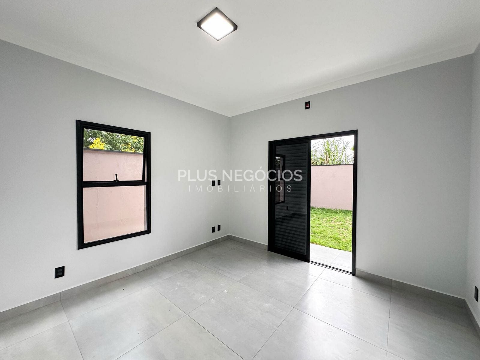 Casa à venda com 3 quartos, 110m² - Foto 5