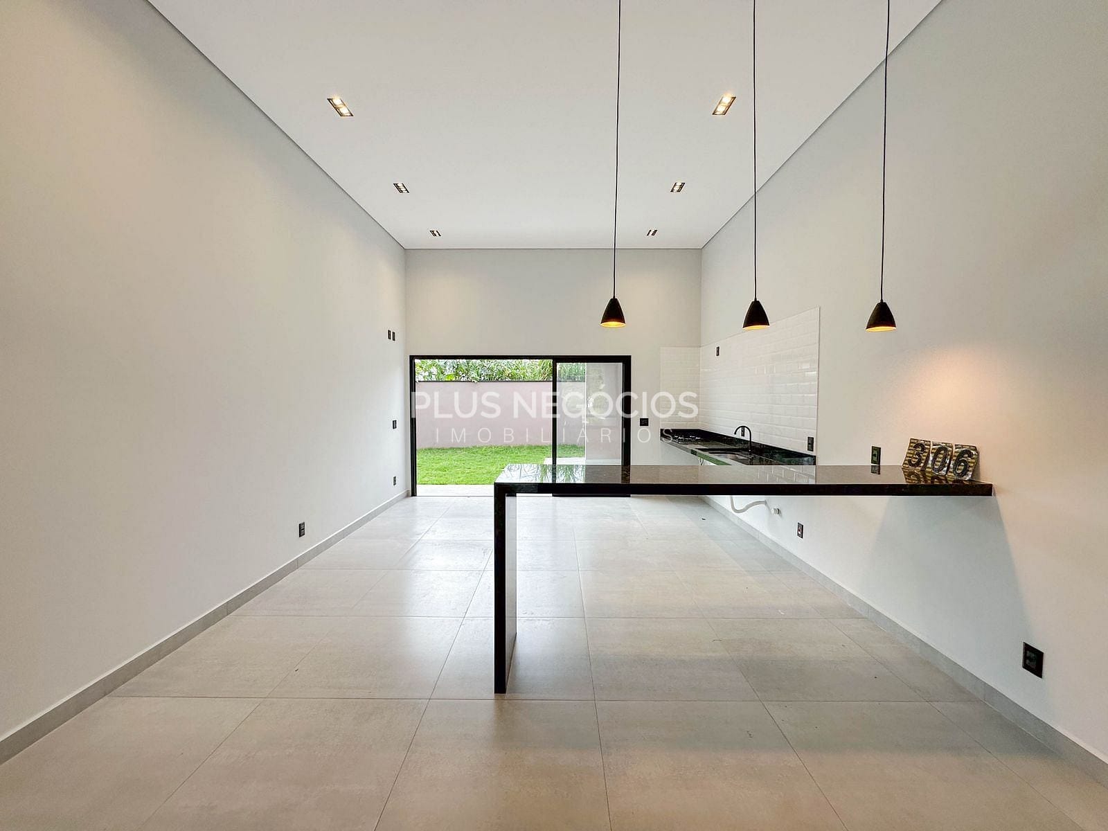 Casa à venda com 3 quartos, 110m² - Foto 8