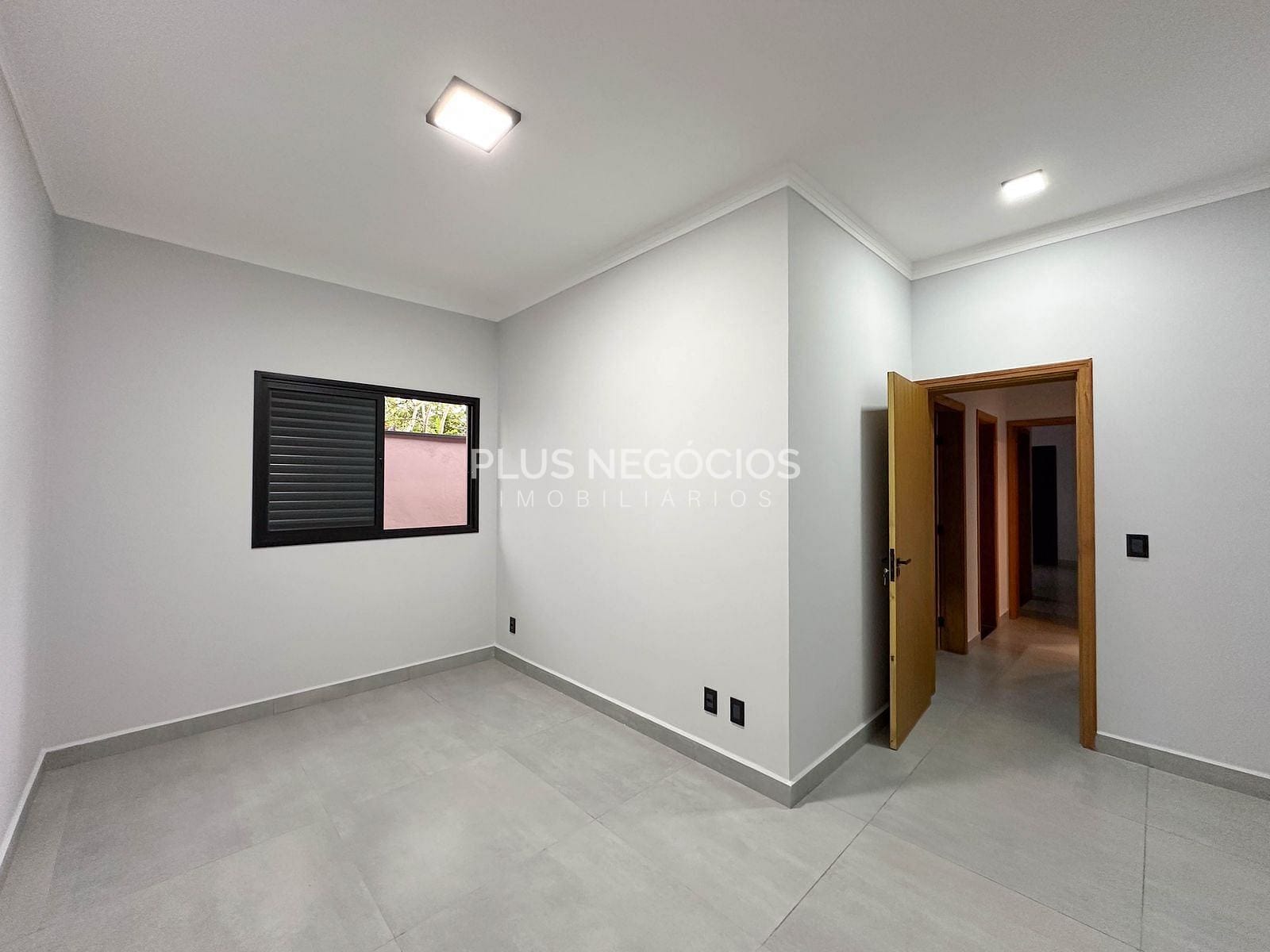 Casa à venda com 3 quartos, 110m² - Foto 9