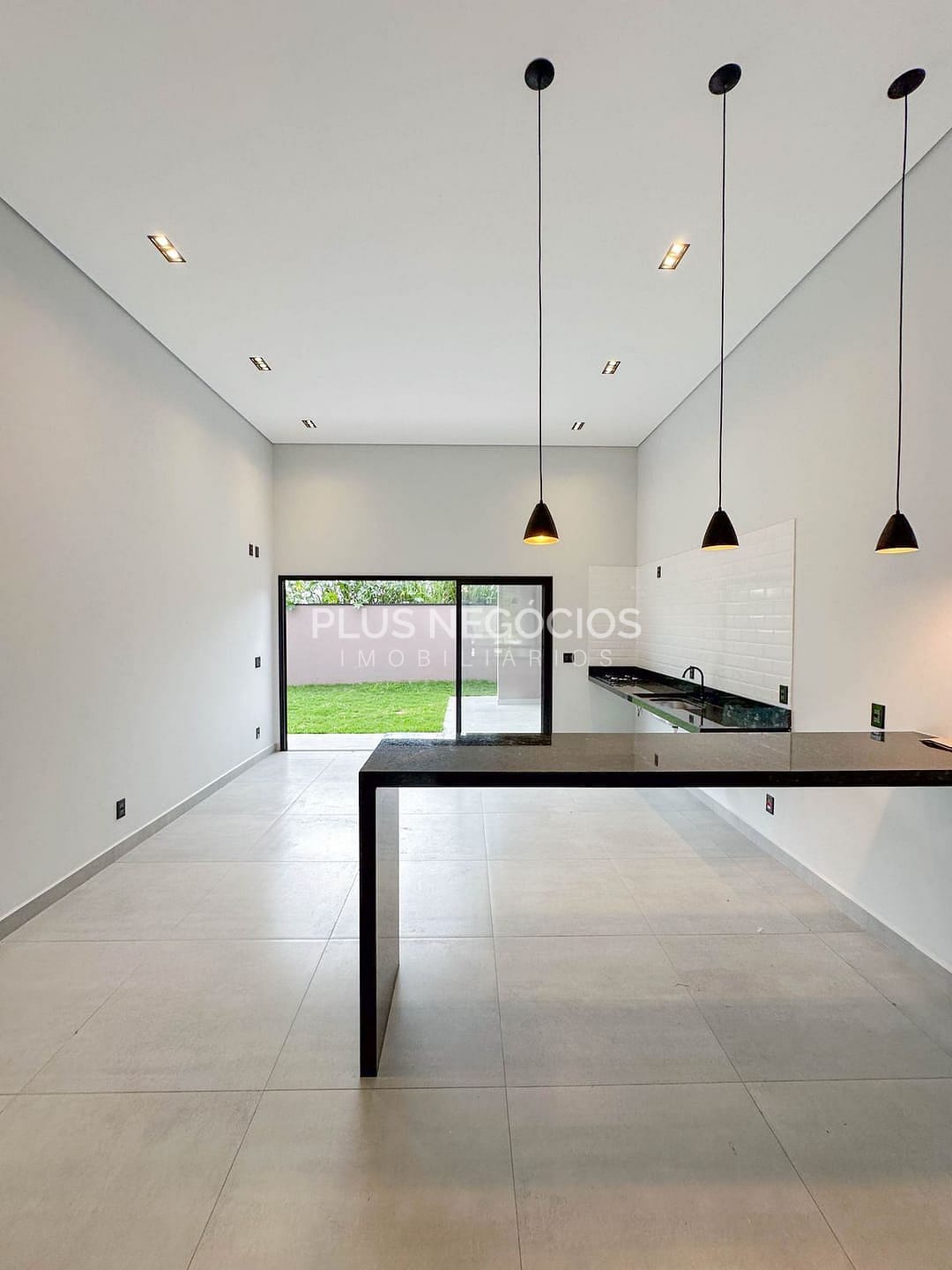 Casa à venda com 3 quartos, 110m² - Foto 15