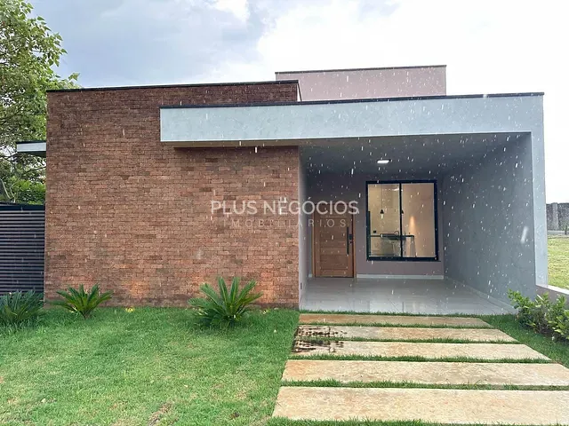 Casa com 250m² 3 quartos e 2 banheiros, à venda, no bairro Jardim M da Gloria em Araçoiaba da Serra