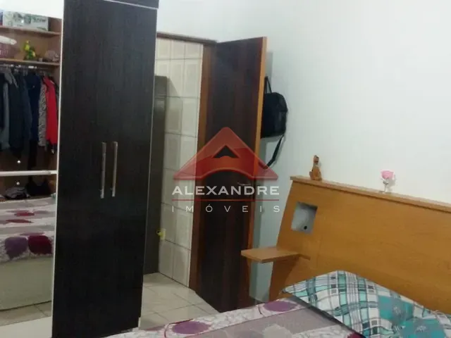 Casa com 150m² 2 quartos e 1 banheiro, à venda, no bairro Jardim Americano em São José dos Campos