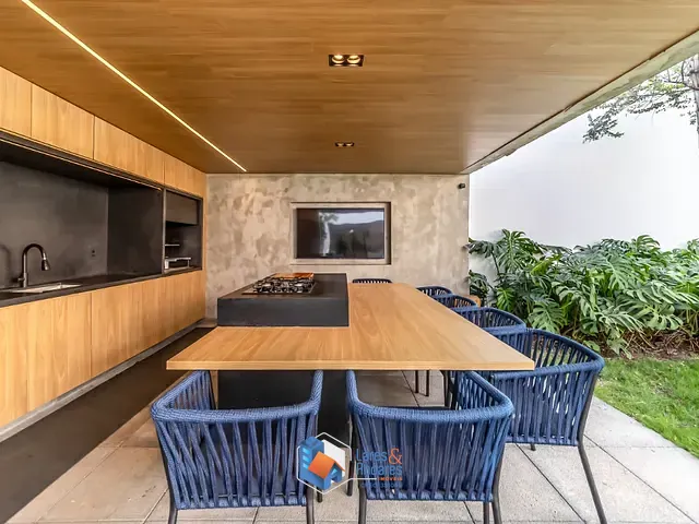 Casa com 468m² 3 quartos e 4 banheiros, à venda, no bairro Alto de Pinheiros em São Paulo