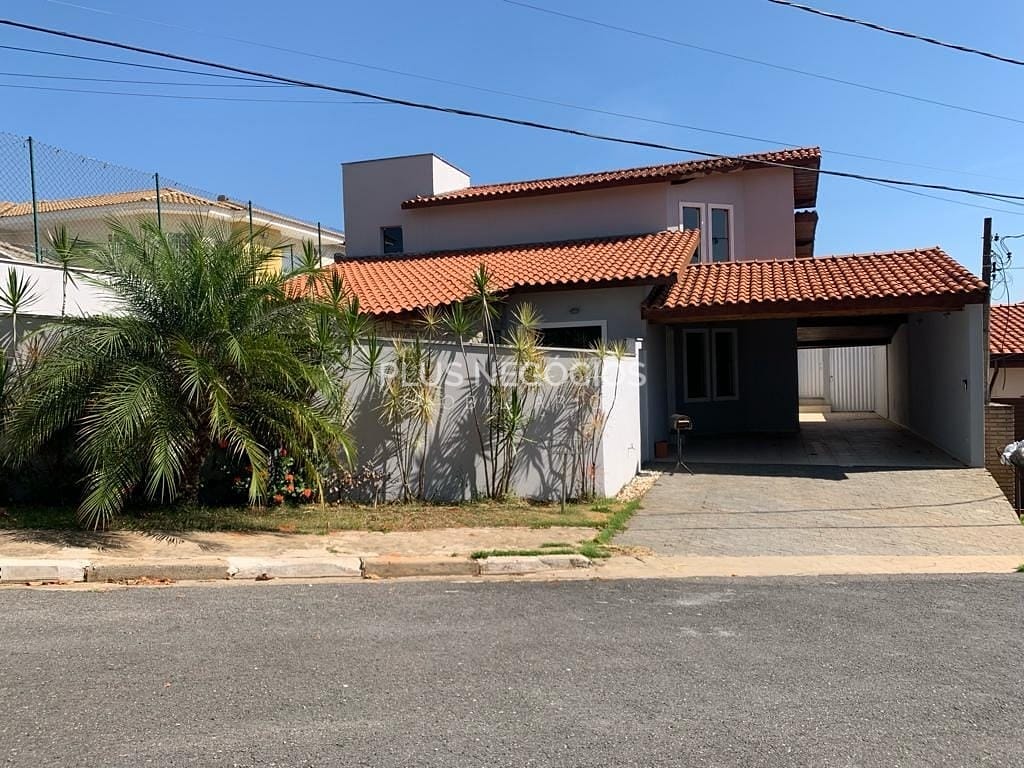 Casa à venda e aluguel com 4 quartos, 405m² - Foto 2