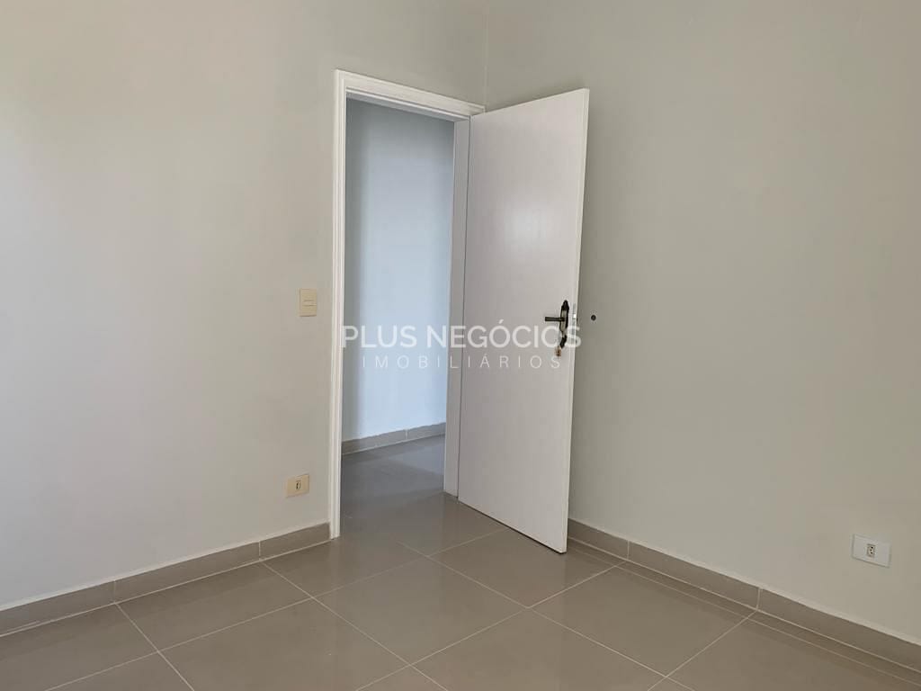 Casa à venda e aluguel com 4 quartos, 405m² - Foto 19