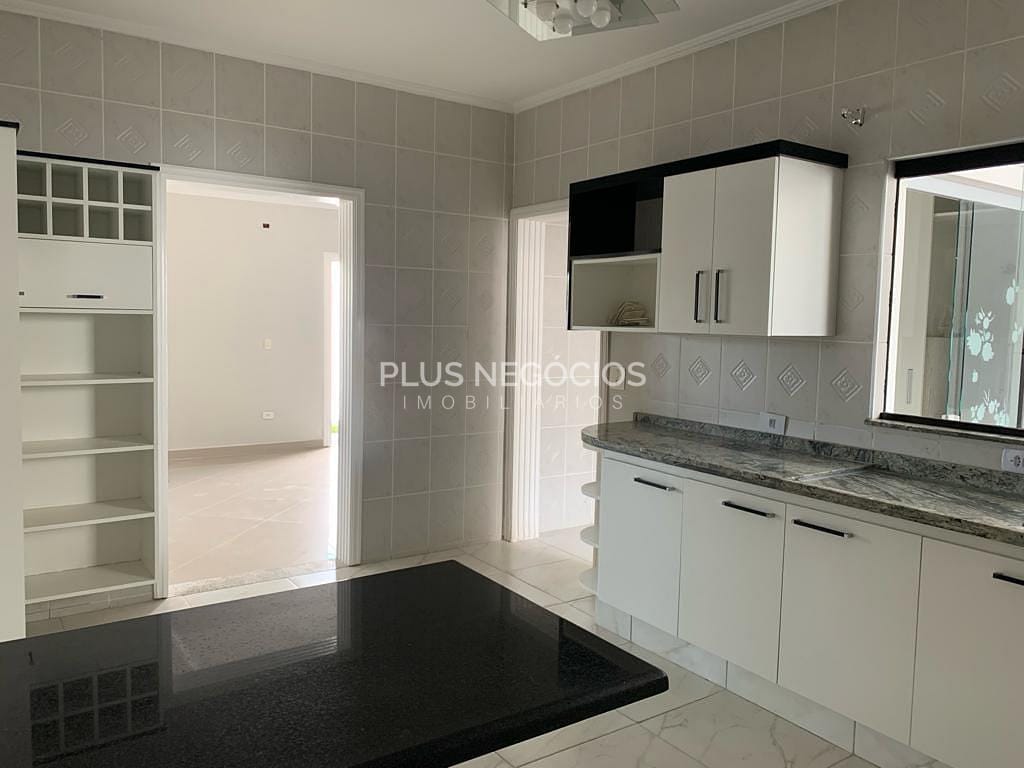 Casa à venda e aluguel com 4 quartos, 405m² - Foto 12