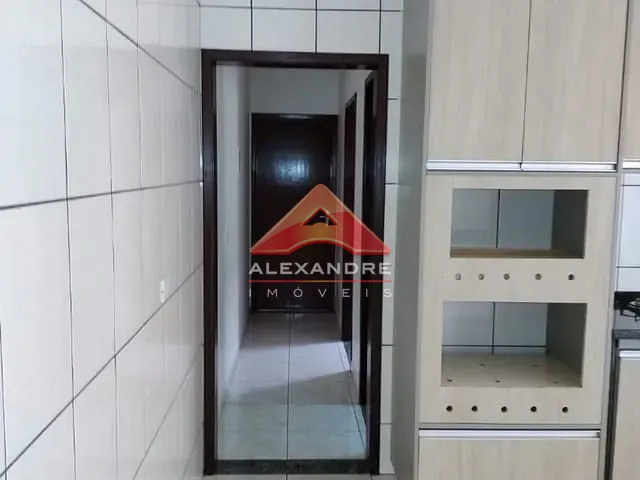 Casa 4 quartos e 1 banheiro, à venda, no bairro Jardim Del Rey em São José dos Campos