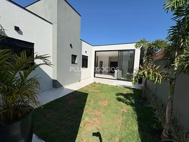 Casa com 307m² 3 quartos e 5 banheiros, à venda, no bairro Wanel Ville em Sorocaba