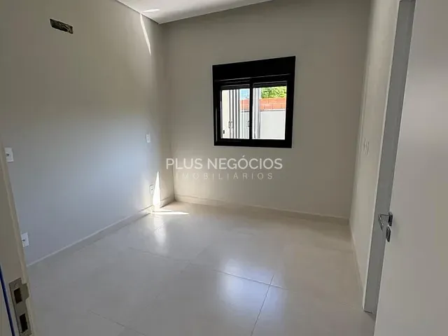 Casa com 307m² 3 quartos e 5 banheiros, à venda, no bairro Wanel Ville em Sorocaba