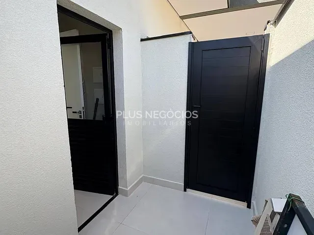 Casa com 307m² 3 quartos e 5 banheiros, à venda, no bairro Wanel Ville em Sorocaba