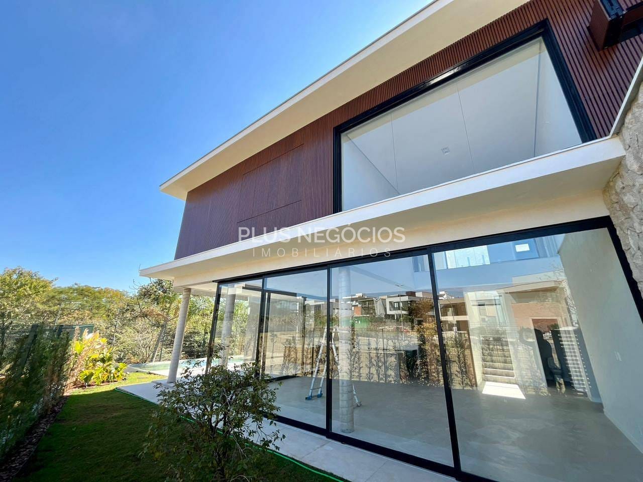 Casa à venda com 5 quartos, 394m² - Foto 4