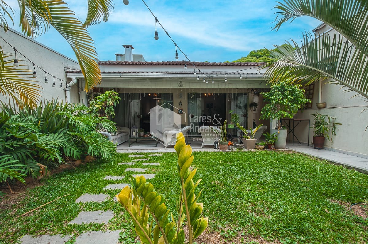 Casa, 3 quartos, 258 m² - Foto 45