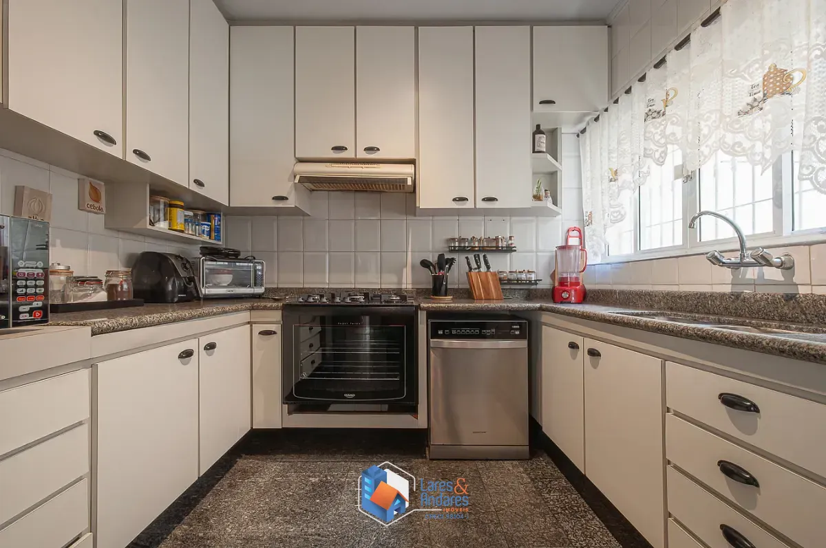 Casa, 3 quartos, 258 m² - Foto 26