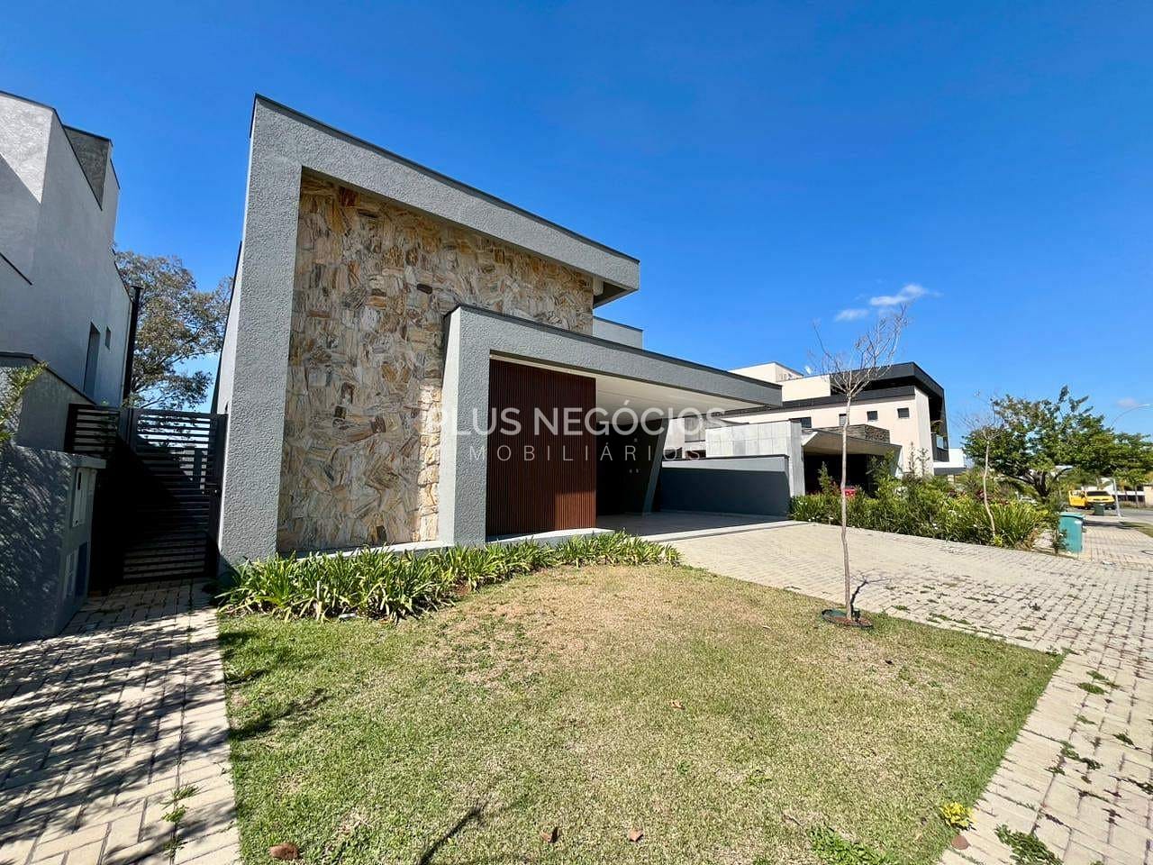 Casa à venda com 3 quartos, 243m² - Foto 35