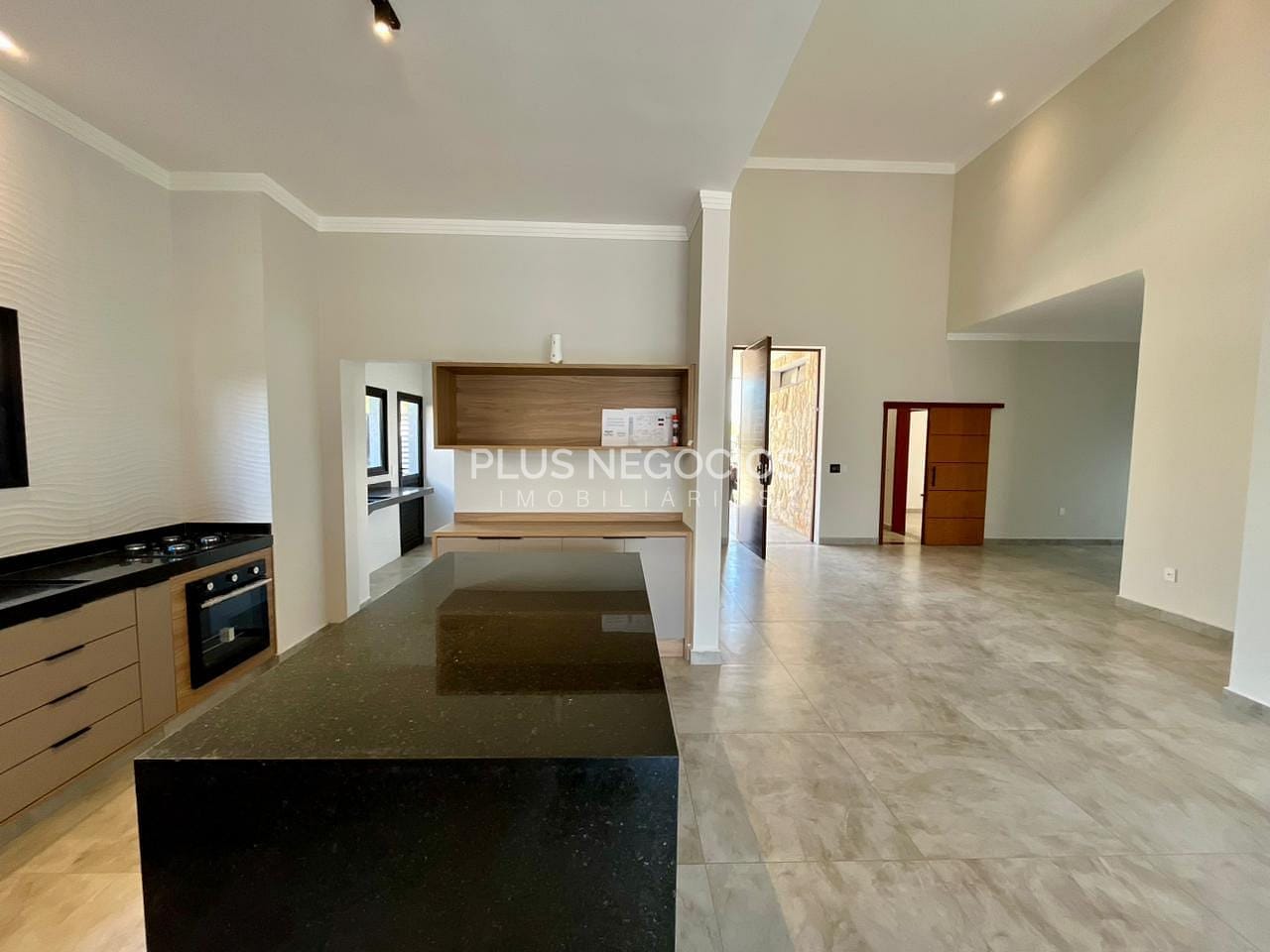Casa à venda com 3 quartos, 243m² - Foto 9