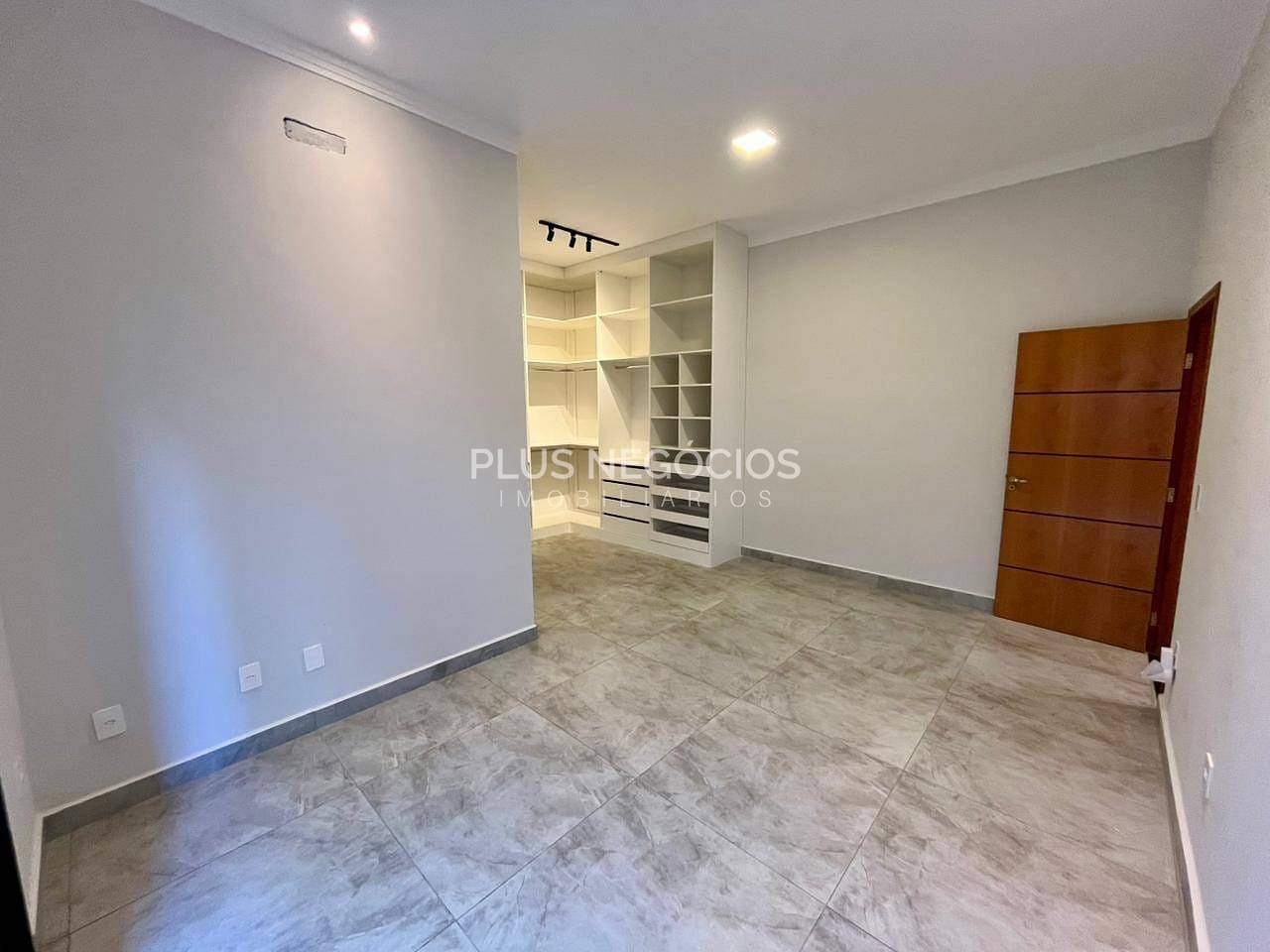 Casa à venda com 3 quartos, 243m² - Foto 29
