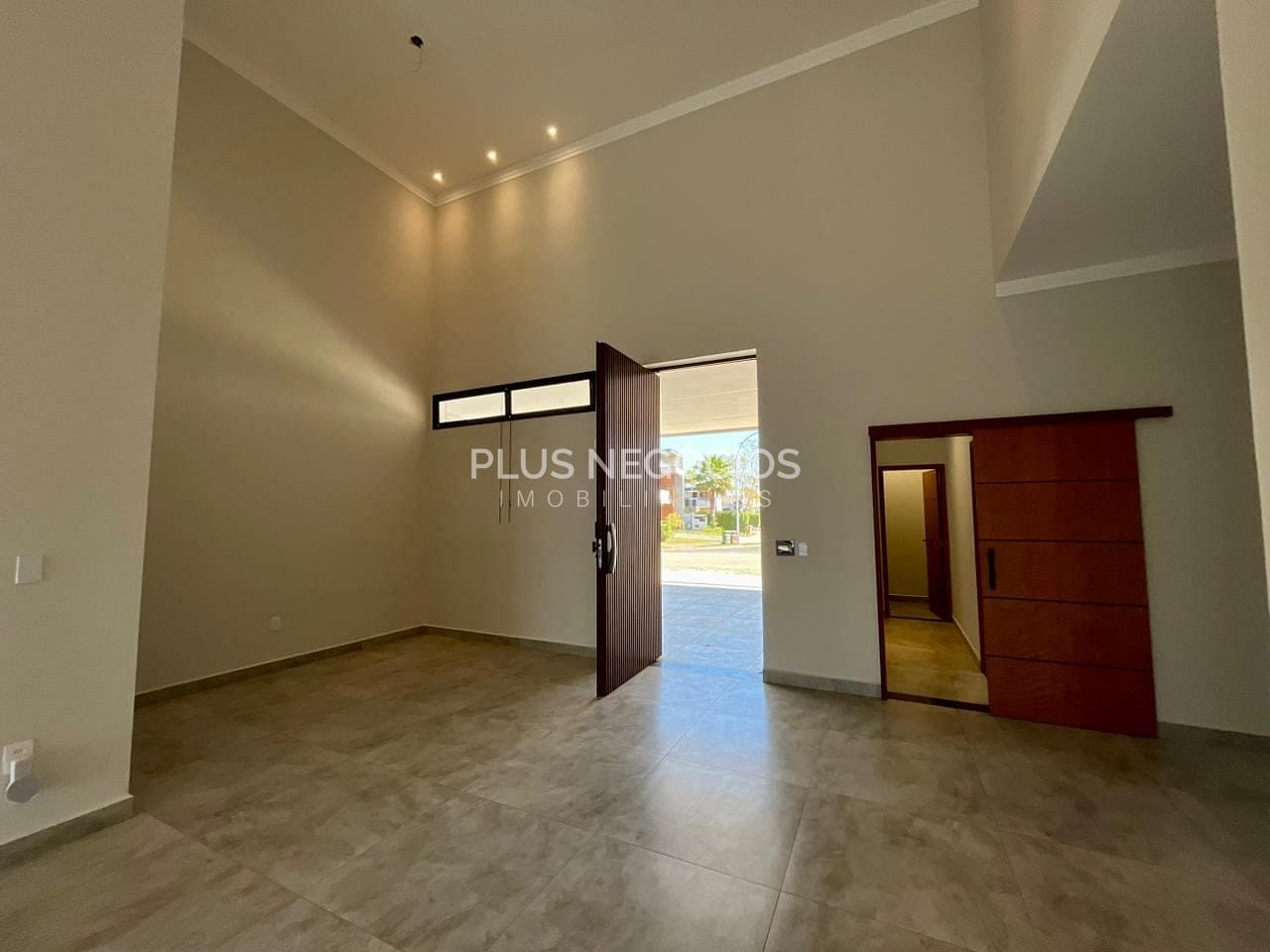Casa à venda com 3 quartos, 243m² - Foto 16