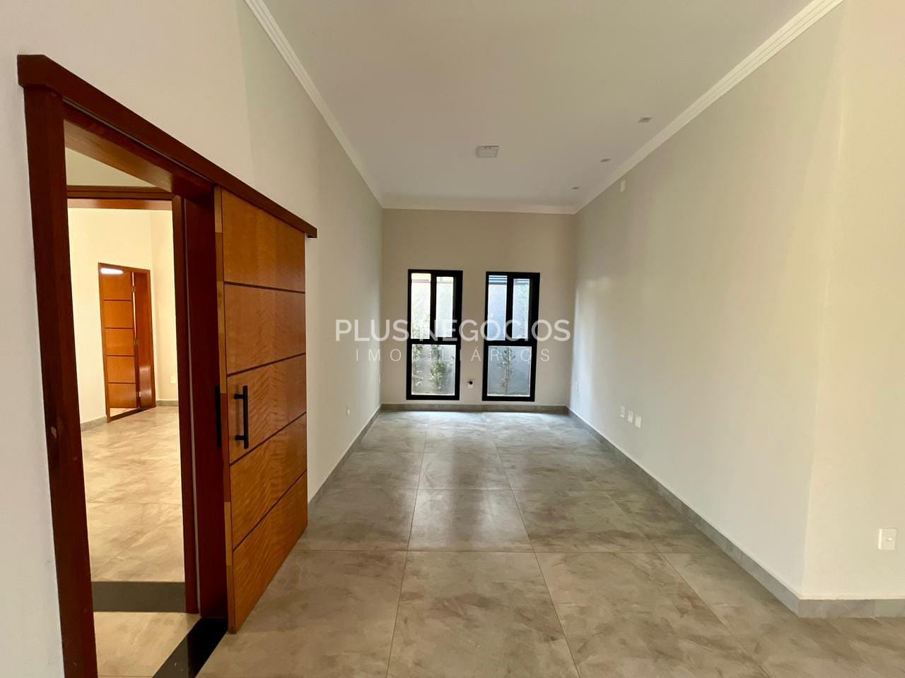 Casa à venda com 3 quartos, 243m² - Foto 13