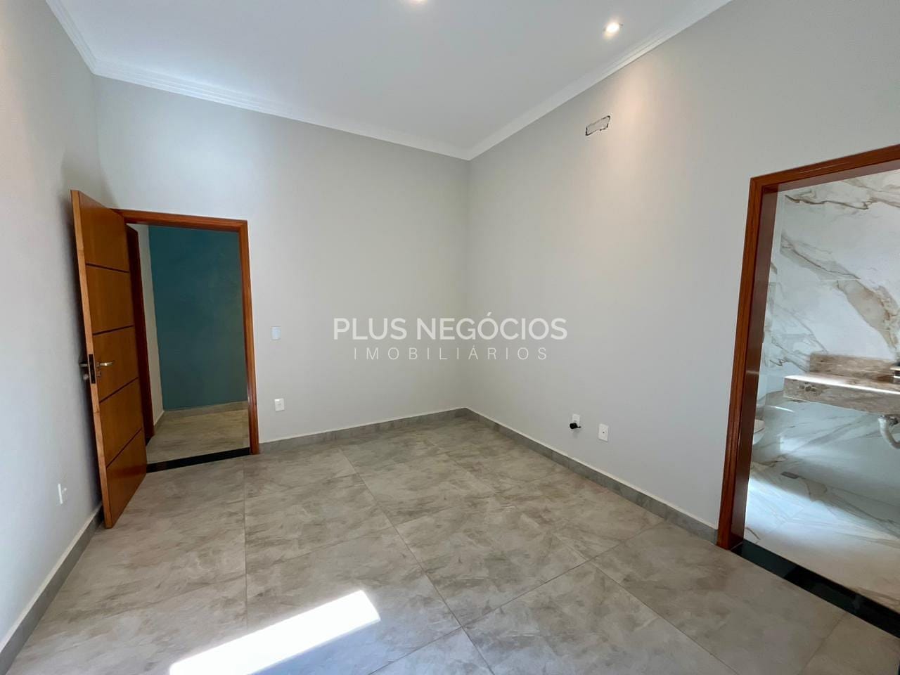 Casa à venda com 3 quartos, 243m² - Foto 20