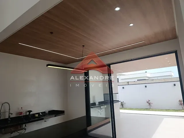 Casa 3 quartos e 1 banheiro, à venda, no bairro Centro em Jacareí