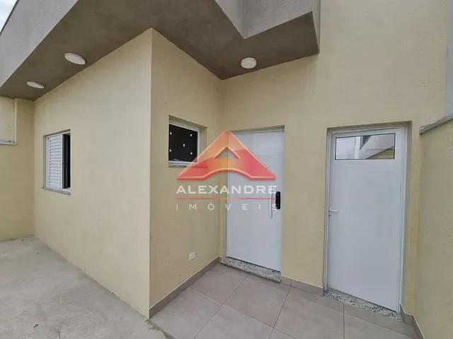 Casa 2 quartos e 2 banheiros, à venda, no bairro Loteamento Portal Santa Inês em São José dos Campos