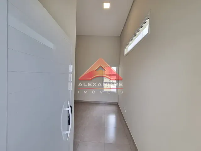 Casa 2 quartos e 2 banheiros, à venda, no bairro Loteamento Portal Santa Inês em São José dos Campos