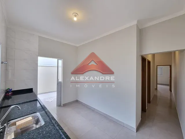 Casa 2 quartos e 2 banheiros, à venda, no bairro Loteamento Portal Santa Inês em São José dos Campos