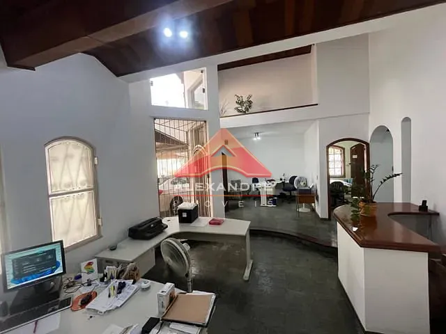 Casa 4 quartos e 4 banheiros, à venda, no bairro Vila Betânia em São José dos Campos
