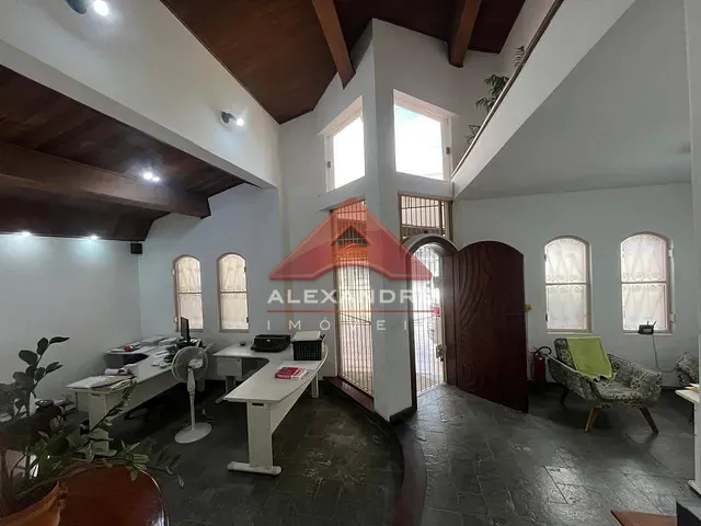 Casa 4 quartos e 4 banheiros, à venda, no bairro Vila Betânia em São José dos Campos