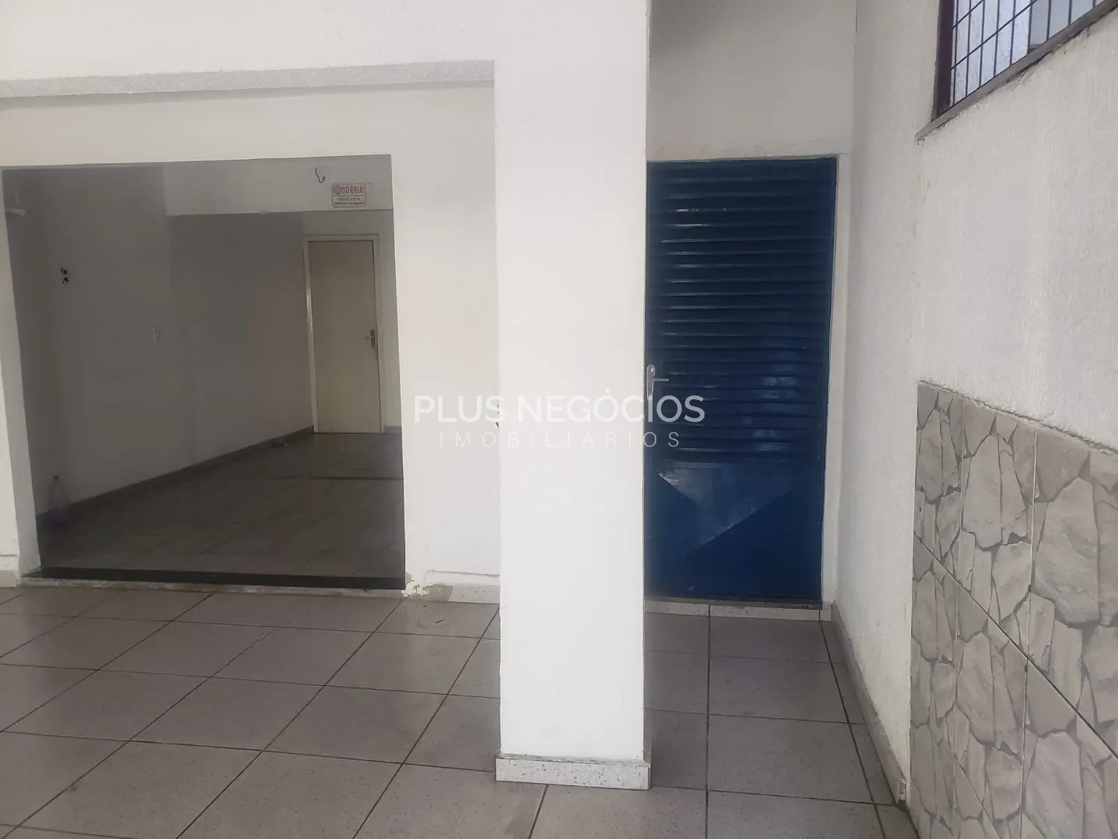 Casa, 1 quarto, 200 m² - Foto 2