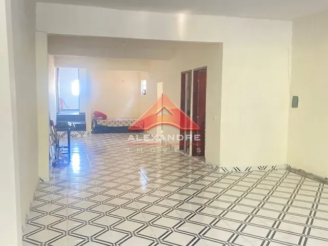 Casa 5 quartos e 5 banheiros, à venda, no bairro Jardim Nova Detroit em São José dos Campos