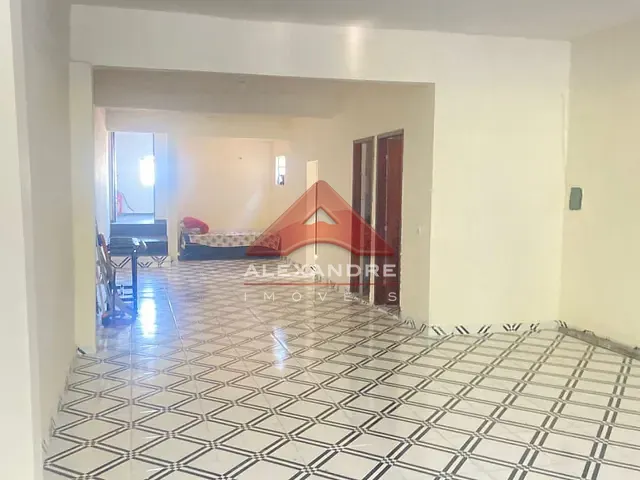 Casa 5 quartos e 5 banheiros, à venda, no bairro Jardim Nova Detroit em São José dos Campos