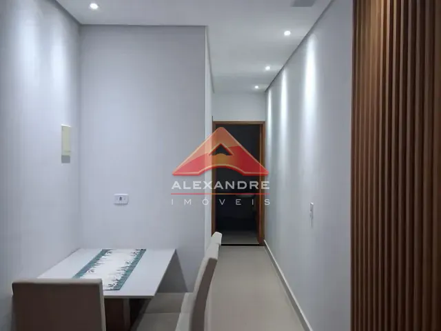 Casa 2 quartos e 1 banheiro, à venda, no bairro Vila das Flores em São José dos Campos