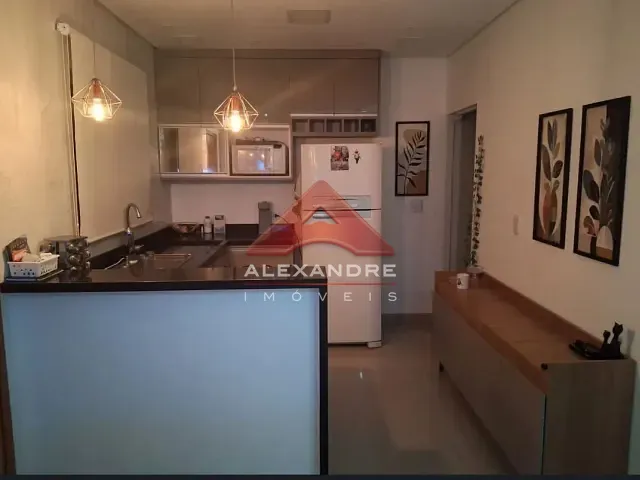Casa 2 quartos e 1 banheiro, à venda, no bairro Vila das Flores em São José dos Campos