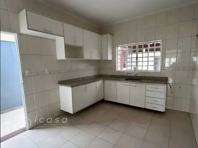 Casa com 150m² 3 quartos e 3 banheiros, à venda, no bairro Esplanada Independência em Taubaté