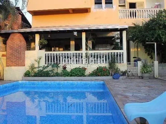 Casa à venda, no bairro Jardim Planalto em Ibiporã