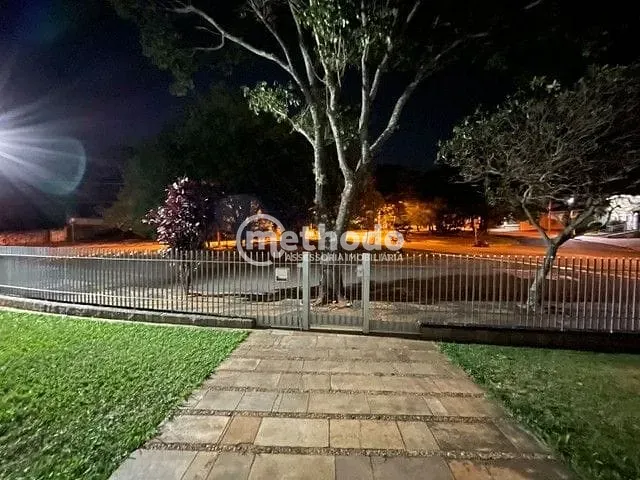 Casa com 450m² 4 quartos e 4 banheiros, à venda, no bairro Jardim Guanabara em Campinas