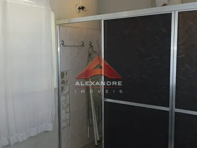 Casa 2 quartos e 1 banheiro, à venda, no bairro Jardim Paulista em São José dos Campos